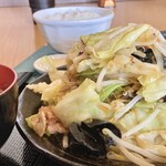 お食事処 あしび - 野菜炒め定食