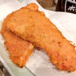 呑み喰い処 なか家 - 背後に短冊メニューもたくさんあるから要チェック！