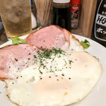 呑み喰い処 なか家 - 私の定番ハムエッグのある酒場は絶対いい酒場♡