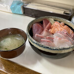 Osashimi Donya - 四種丼　1320円