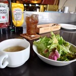 多摩川ダイナー - ランチ スープ&サラダ