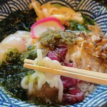 麺屋 武一 - ¥お高い場所代¥の中で3桁で食べられるサンキューメニュー^ ^