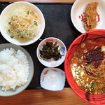 Kandatsu Chuu Kawanfu- - 担々麺定食
