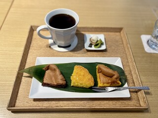茶庭 然花抄院 - 茶庭ノ膳
竹炭焙煎ホットコーヒー