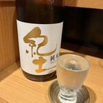 大衆日本酒バル ふとっぱらや - 和歌山の酒「紀土 純米」390円也。