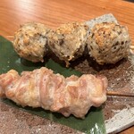 ごはんや 凪と - つくね塩200円
せせり塩200円