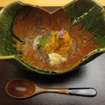 青山　仁 - 次のお皿です。利尻のうに、生湯葉、京都の菜の花に鯛の出汁のジュレが。