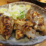 酒蔵 力 - 焼豚足ハーフ