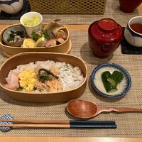 和×養 七参 - 季節の曲げわっぱ弁当