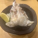 Daiki Suisan Kaiten Zushi - 鯛のあら350円