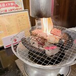 ホルモン二郎 - 