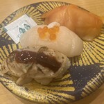 大起水産回転寿司 - 春のフェア　貝3貫　580円　ホタテ(真ん中)が美味しかった！