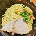 らーめん　円満 - 麺アップ