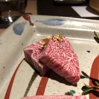 日本焼肉はせ川 表参道店 - シャトブリ。綺麗で旨いです。