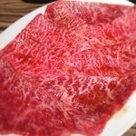 イチボ。脂の甘味が強く、それでいてスッと溶けるような軽さ。タレとのマッチングも素晴らしい