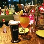 秋津アイランド&ビーチ - ワインクーラー、ギネス