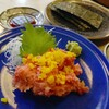 Rikuzen - トロタクとっても美味しいです♪
                ネギトロ混ぜもん入ってない感じで、鮪の旨味が強い！
                刺盛りのマグロも目茶苦茶美味しかったですし、鮪への拘りが感じられます。海苔も美味しいです。