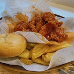 Bb.q OLIVE CHICKEN cafe - 