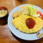 お食事処 ぼんち - オムライス と たまごスープ