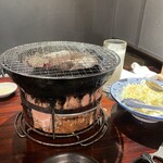 炭火焼ホルモン かなめ - 