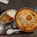 製麺屋食堂 - 辛味噌ラーメン+ミニカレー。