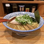 赤坂麺処 友 - 芳醇あごだし醤油らーめん（960円）