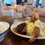 洋食のオーニシ - 料理写真: