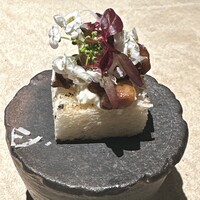 鳥おか - サワークリーム　ナッツ　しめじ　舞茸　バケット　バルサミコ
