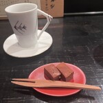 Onikuto Yasai Hachibe - チョコわらび餅とコーヒー