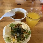 Shisentei - サラダ、スープ、ジュース無料