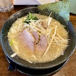 拉麺・呑み喰い処 伊八 - 