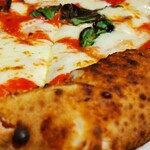 UPMARKET PIZZA&CAFE - 