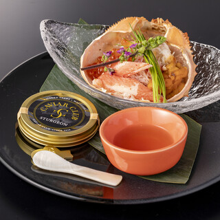 四季折々の恵みを携えた逸品料理をご堪能ください。