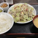 満月食堂 - 野菜炒め定食　８２０円