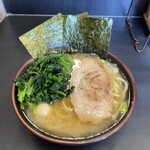 横浜家系ラーメン すずき家 子安本店 - 