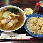 松坂屋食堂 - 料理写真: