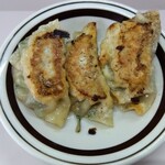 珍三 - セットの餃子 大ぶり 3個