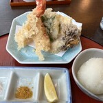 Tempura Fuku Nishi Zen To Takumi - 