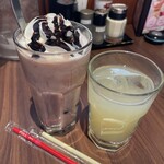 Chirorin mura - ココア（アイス） グレープフルーツジュース