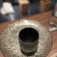 Petite amie et Coffre à jouet - 