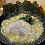 横浜家系ラーメン 一蓮家  - 豚骨醤油＋海苔(硬め,濃い目,多め)