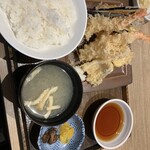 Kaisen Kushi Tempura Nakano Ya Higashi Naka Noten - 