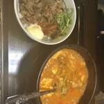 カルビ丼とスン豆腐専門店 韓丼 - 