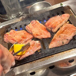 Yakiniku Horumon Bonzu - 