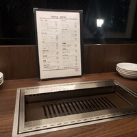 東京食肉市場直送 肉焼屋 D-29 広尾店 - 