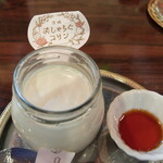 洋食屋 花きゃべつ - 白無垢たまごと和三盆のプリン