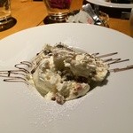 タケル クインディチ - リコッタベースのカッサータ、なんか新鮮な味覚