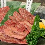 焼肉徳寿 - 徳寿セットB（塩）の和牛カルビ