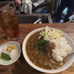 ばるぼら屋 - 牛すじカレー