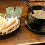 Don Kisaroku - 麺量普通。替え玉は￥100